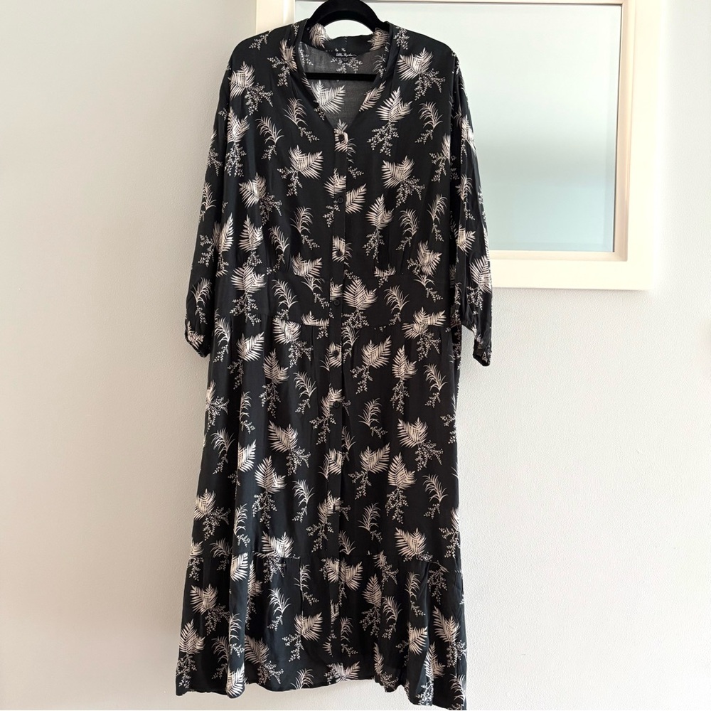 Ulla Popken Maxi Dress Shirt Full Button Black and Offwhite Leaf Print 24/26